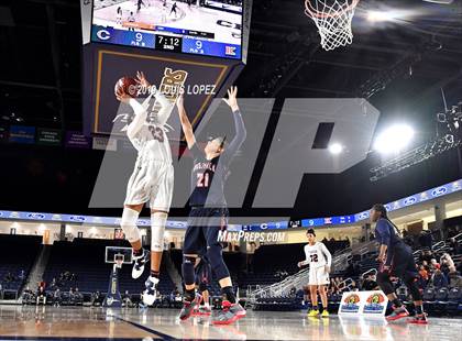 Thumbnail 2 in Chaminade vs. King (CIF SS DIV 1 Final) photogallery.