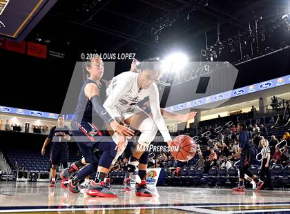 Thumbnail 3 in Chaminade vs. King (CIF SS DIV 1 Final) photogallery.