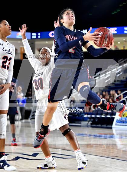 Thumbnail 2 in Chaminade vs. King (CIF SS DIV 1 Final) photogallery.
