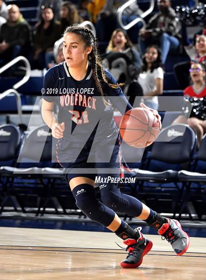 Thumbnail 1 in Chaminade vs. King (CIF SS DIV 1 Final) photogallery.