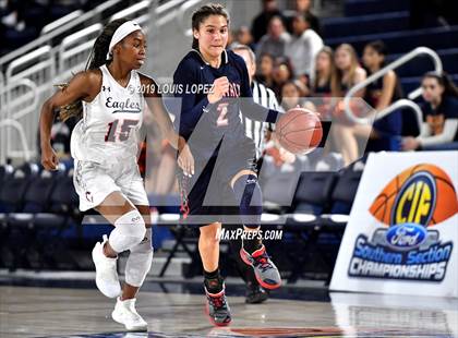 Thumbnail 3 in Chaminade vs. King (CIF SS DIV 1 Final) photogallery.