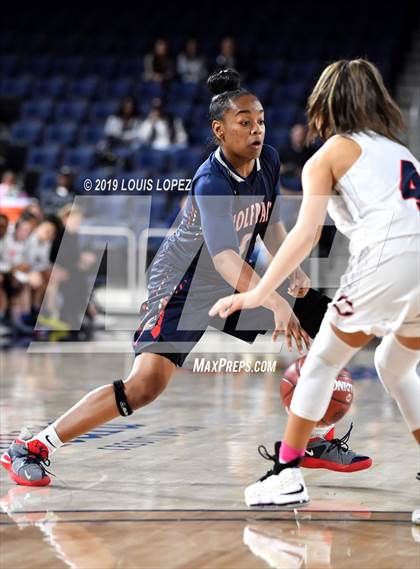 Thumbnail 2 in Chaminade vs. King (CIF SS DIV 1 Final) photogallery.