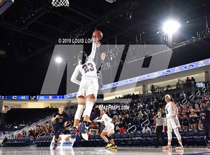 Thumbnail 1 in Chaminade vs. King (CIF SS DIV 1 Final) photogallery.