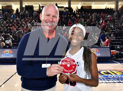 Thumbnail 2 in Chaminade vs. King (CIF SS DIV 1 Final) photogallery.