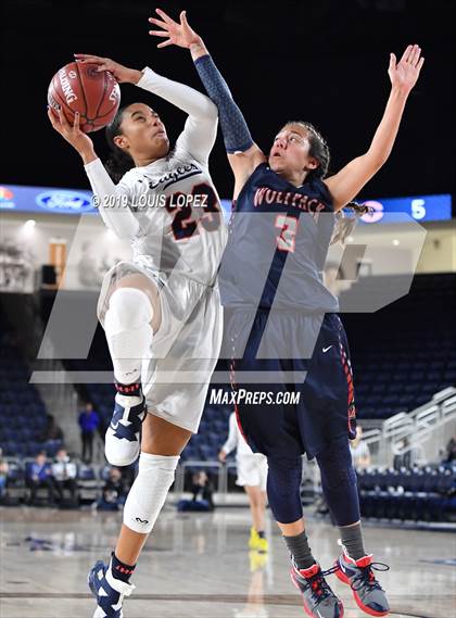 Thumbnail 2 in Chaminade vs. King (CIF SS DIV 1 Final) photogallery.