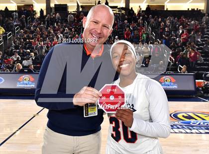 Thumbnail 3 in Chaminade vs. King (CIF SS DIV 1 Final) photogallery.
