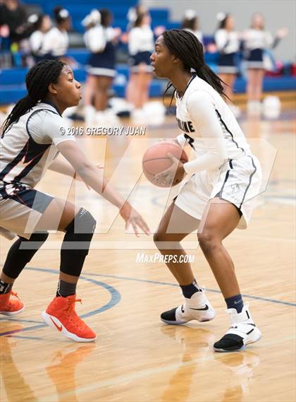 Thumbnail 2 in Houma Christian @ Ursuline Academy photogallery.