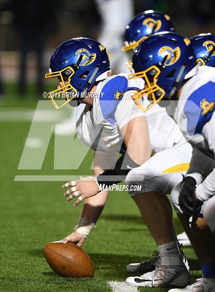 Thumbnail 3 in Aloha @ Jesuit photogallery.