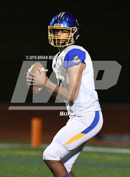 Thumbnail 2 in Aloha @ Jesuit photogallery.