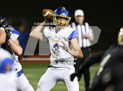 Thumbnail 3 in Aloha @ Jesuit photogallery.