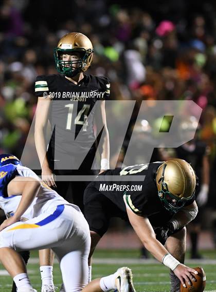 Thumbnail 3 in Aloha @ Jesuit photogallery.
