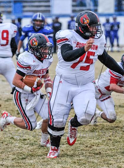 Thumbnail 2 in Robertson @ St. Michael's (NMAA Class 3A Quarterfinal) photogallery.