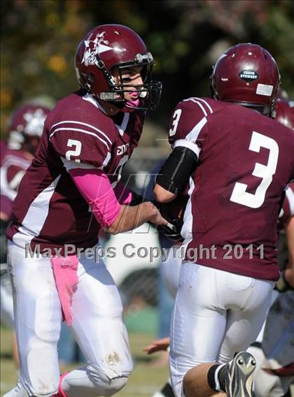 Thumbnail 2 in Benton vs. Red Bud (IHSA Class 3A First Round Playoff) photogallery.