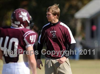 Thumbnail 1 in Benton vs. Red Bud (IHSA Class 3A First Round Playoff) photogallery.