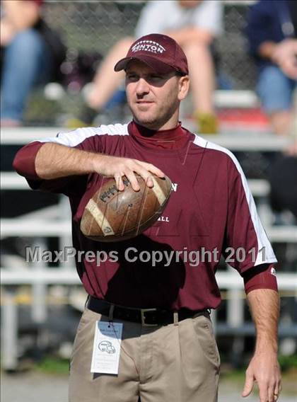Thumbnail 2 in Benton vs. Red Bud (IHSA Class 3A First Round Playoff) photogallery.