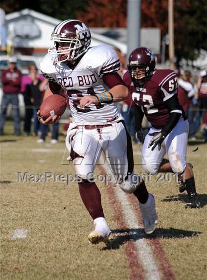 Thumbnail 1 in Benton vs. Red Bud (IHSA Class 3A First Round Playoff) photogallery.