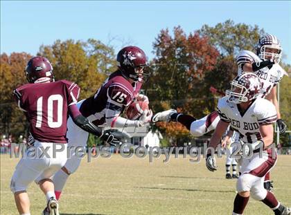 Thumbnail 3 in Benton vs. Red Bud (IHSA Class 3A First Round Playoff) photogallery.