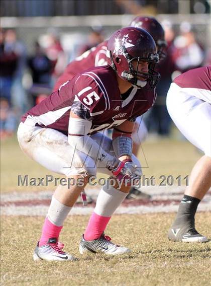 Thumbnail 1 in Benton vs. Red Bud (IHSA Class 3A First Round Playoff) photogallery.