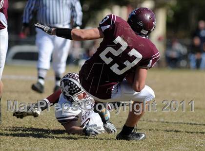 Thumbnail 3 in Benton vs. Red Bud (IHSA Class 3A First Round Playoff) photogallery.