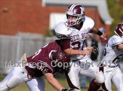 Thumbnail 1 in Benton vs. Red Bud (IHSA Class 3A First Round Playoff) photogallery.