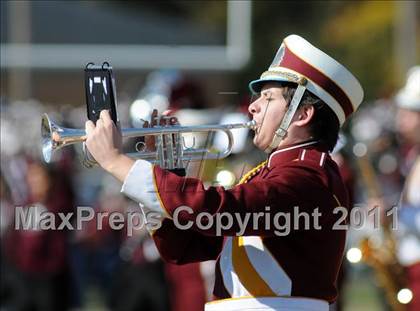 Thumbnail 2 in Benton vs. Red Bud (IHSA Class 3A First Round Playoff) photogallery.