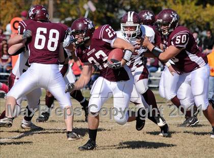 Thumbnail 1 in Benton vs. Red Bud (IHSA Class 3A First Round Playoff) photogallery.