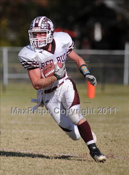 Thumbnail 1 in Benton vs. Red Bud (IHSA Class 3A First Round Playoff) photogallery.