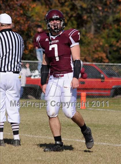 Thumbnail 1 in Benton vs. Red Bud (IHSA Class 3A First Round Playoff) photogallery.