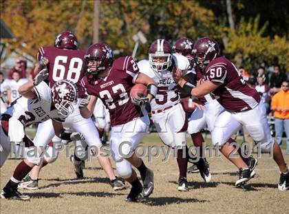 Thumbnail 2 in Benton vs. Red Bud (IHSA Class 3A First Round Playoff) photogallery.