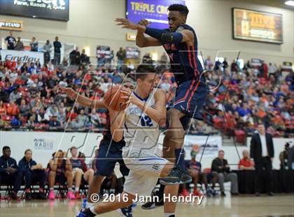 Thumbnail 1 in Findlay Prep vs. Bishop Gorman (Big City Showdown) photogallery.