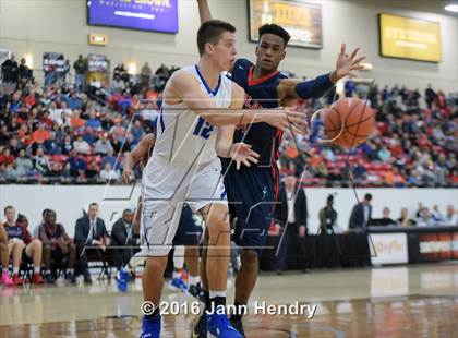 Thumbnail 1 in Findlay Prep vs. Bishop Gorman (Big City Showdown) photogallery.