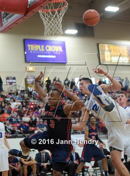 Thumbnail 1 in Findlay Prep vs. Bishop Gorman (Big City Showdown) photogallery.