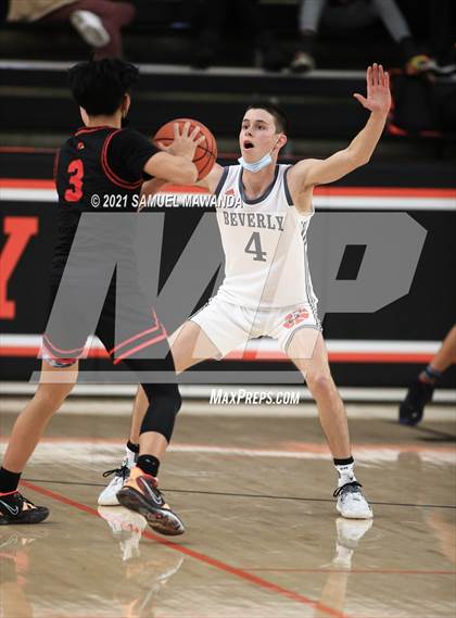 Thumbnail 3 in Beverly Hills vs Santa Clarita Christian (The Beverly Hills Basketball Tournament) photogallery.