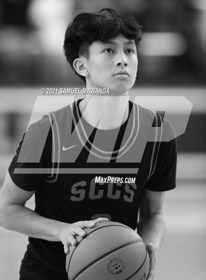 Thumbnail 2 in Beverly Hills vs Santa Clarita Christian (The Beverly Hills Basketball Tournament) photogallery.