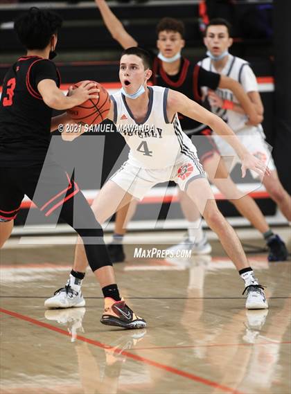 Thumbnail 1 in Beverly Hills vs Santa Clarita Christian (The Beverly Hills Basketball Tournament) photogallery.