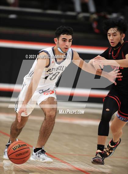 Thumbnail 1 in Beverly Hills vs Santa Clarita Christian (The Beverly Hills Basketball Tournament) photogallery.