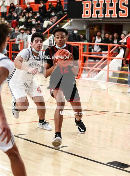 Thumbnail 3 in Beverly Hills vs Santa Clarita Christian (The Beverly Hills Basketball Tournament) photogallery.