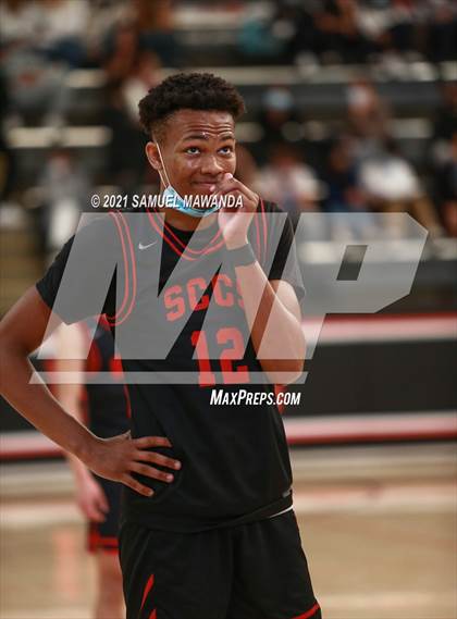 Thumbnail 1 in Beverly Hills vs Santa Clarita Christian (The Beverly Hills Basketball Tournament) photogallery.
