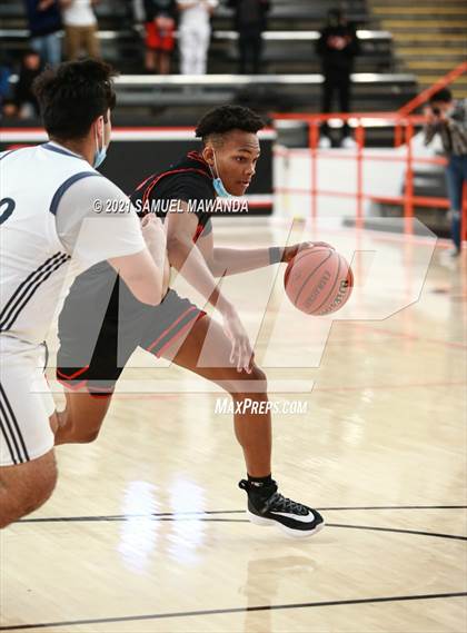 Thumbnail 2 in Beverly Hills vs Santa Clarita Christian (The Beverly Hills Basketball Tournament) photogallery.