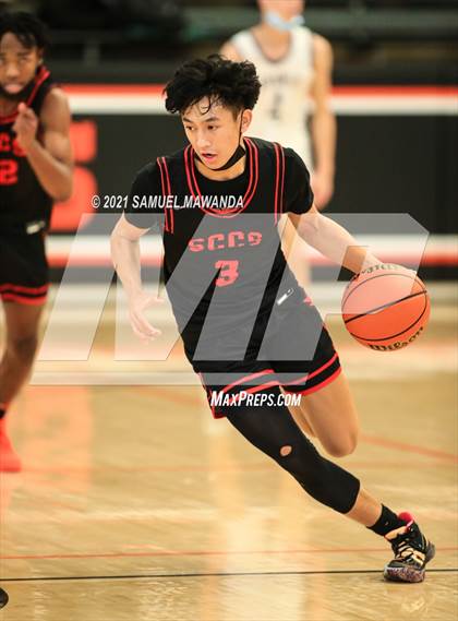 Thumbnail 3 in Beverly Hills vs Santa Clarita Christian (The Beverly Hills Basketball Tournament) photogallery.