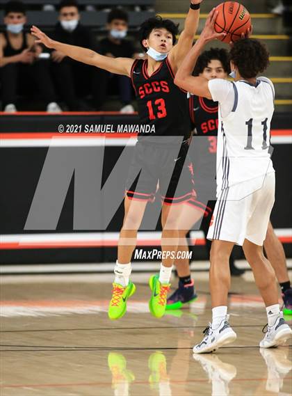 Thumbnail 1 in Beverly Hills vs Santa Clarita Christian (The Beverly Hills Basketball Tournament) photogallery.