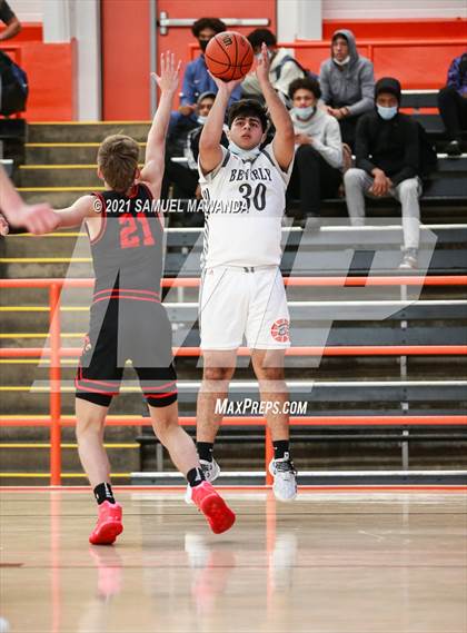 Thumbnail 3 in Beverly Hills vs Santa Clarita Christian (The Beverly Hills Basketball Tournament) photogallery.