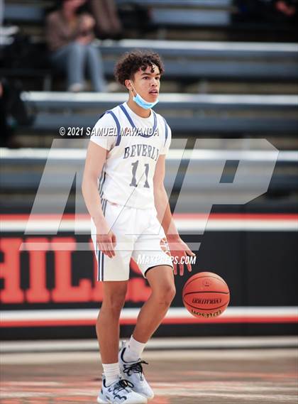 Thumbnail 3 in Beverly Hills vs Santa Clarita Christian (The Beverly Hills Basketball Tournament) photogallery.