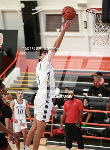 Thumbnail 3 in Beverly Hills vs Santa Clarita Christian (The Beverly Hills Basketball Tournament) photogallery.