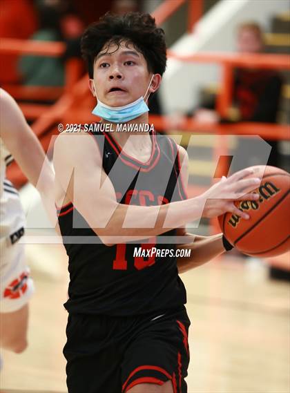 Thumbnail 3 in Beverly Hills vs Santa Clarita Christian (The Beverly Hills Basketball Tournament) photogallery.