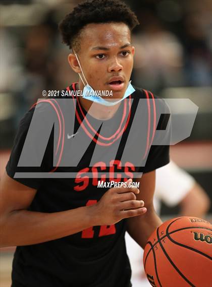 Thumbnail 2 in Beverly Hills vs Santa Clarita Christian (The Beverly Hills Basketball Tournament) photogallery.