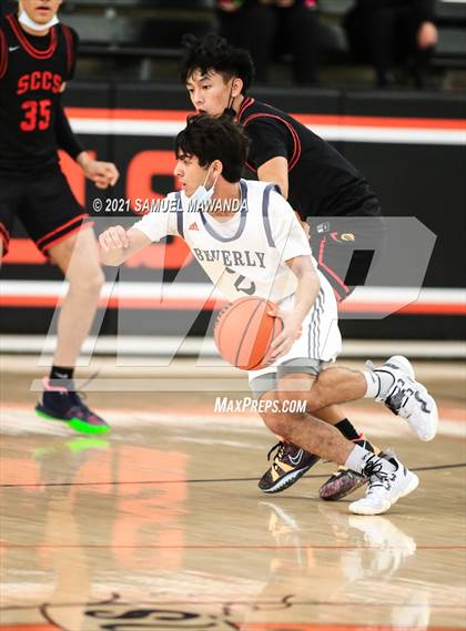 Thumbnail 1 in Beverly Hills vs Santa Clarita Christian (The Beverly Hills Basketball Tournament) photogallery.