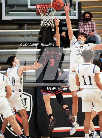 Thumbnail 2 in Beverly Hills vs Santa Clarita Christian (The Beverly Hills Basketball Tournament) photogallery.