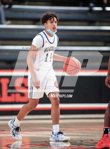 Thumbnail 1 in Beverly Hills vs Santa Clarita Christian (The Beverly Hills Basketball Tournament) photogallery.