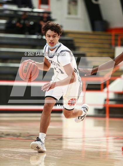 Thumbnail 3 in Beverly Hills vs Santa Clarita Christian (The Beverly Hills Basketball Tournament) photogallery.